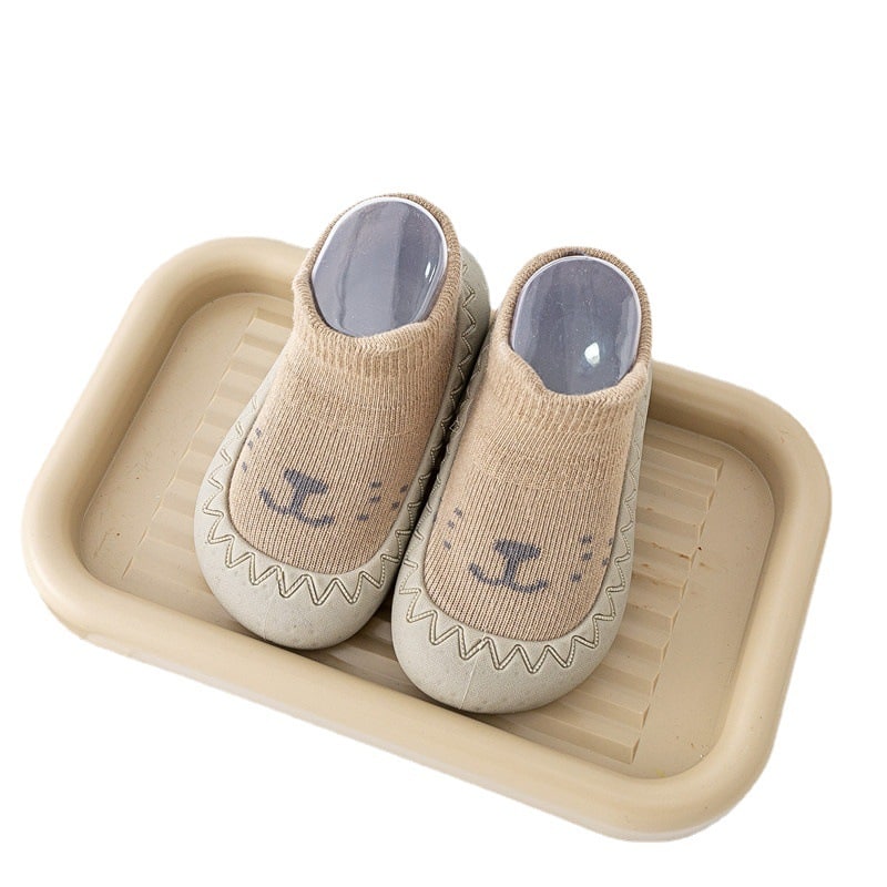 Newborn slippers